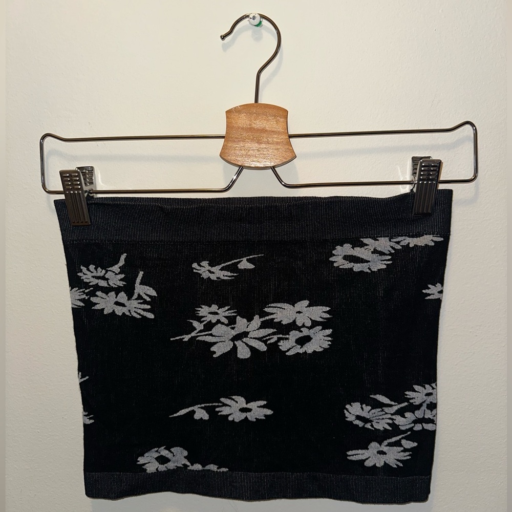 Urban Outfitters Floral Black and Gray Women's Bandeau Top